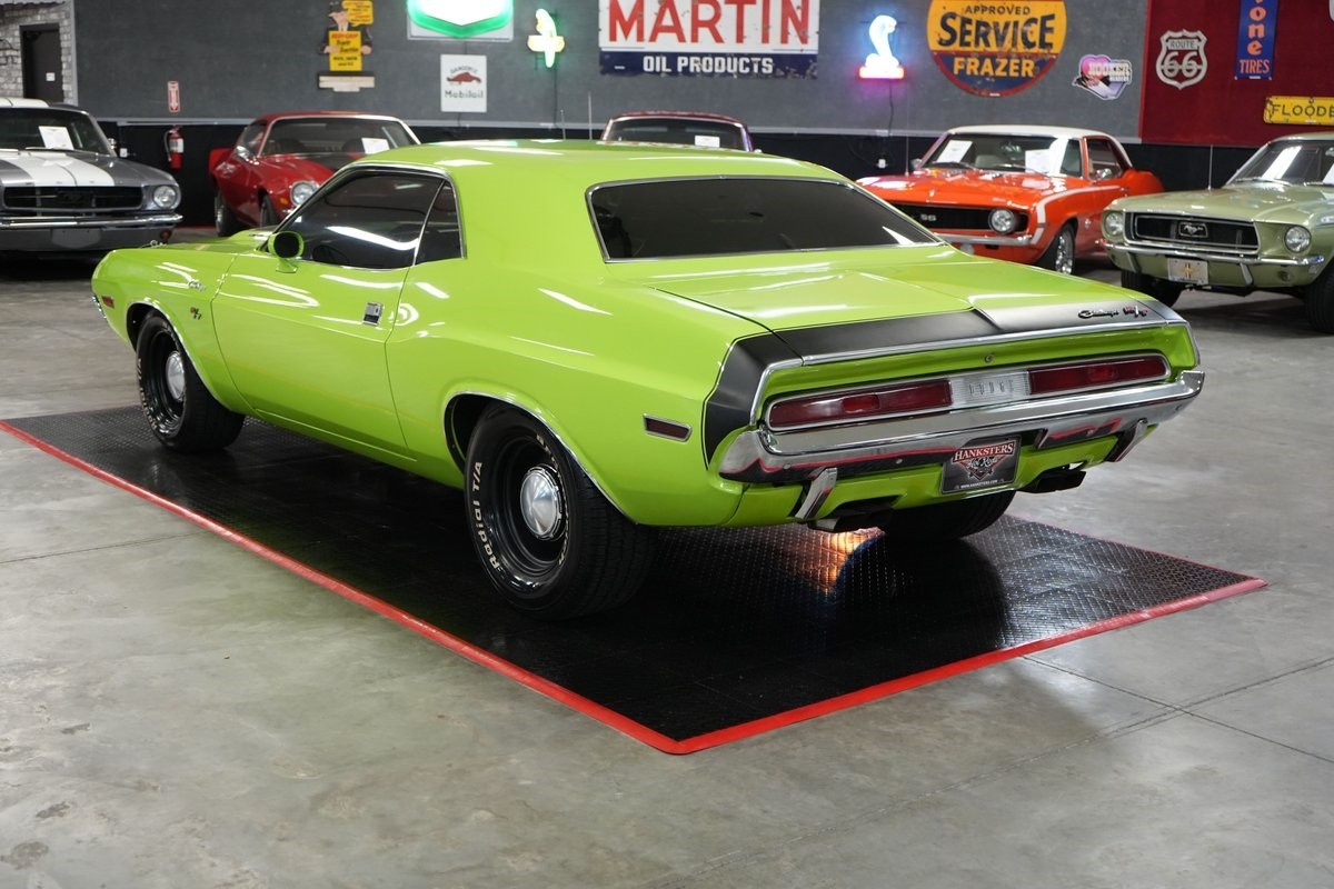 Dodge-Challenger-RT-Style-1970-Coupe-3