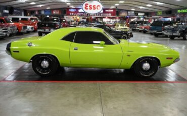 Dodge-Challenger-RT-Style-1970-Coupe-6