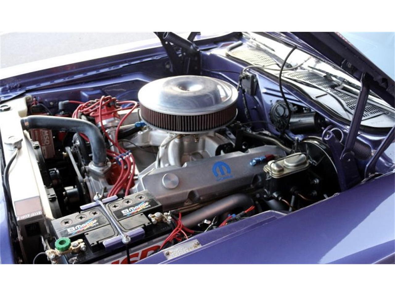 Dodge-Challenger-rt-1970-Crazy-Plum-Black-21
