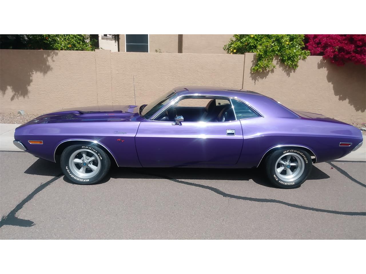 Dodge-Challenger-rt-1970-Plum-Crazy-Purple-Black-26