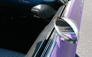 Dodge-Challenger-rt-1970-Plum-Crazy-Purple-Black-28
