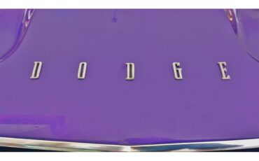 Dodge-Challenger-rt-1970-Plum-Crazy-Purple-Black-41
