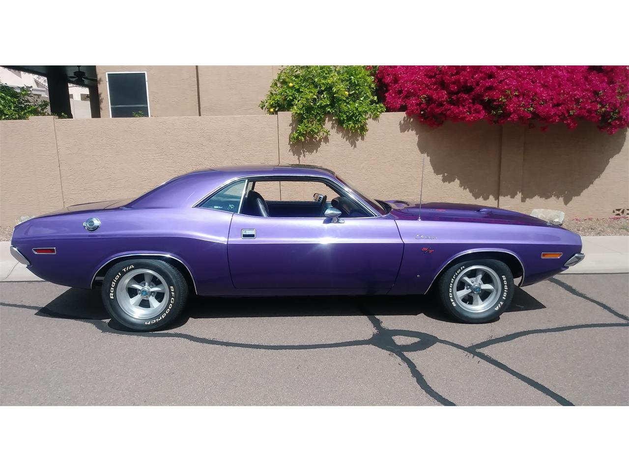 Dodge-Challenger-rt-1970-Plum-Crazy-Purple-Black-46