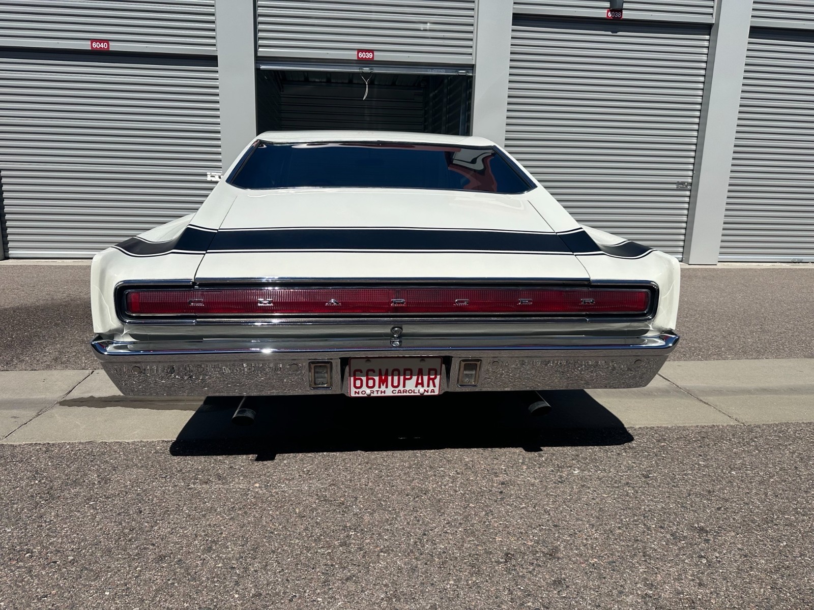Dodge-Charger-1966-9