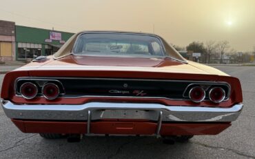 Dodge-Charger-1968-10