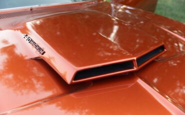 Dodge-Charger-1968-2