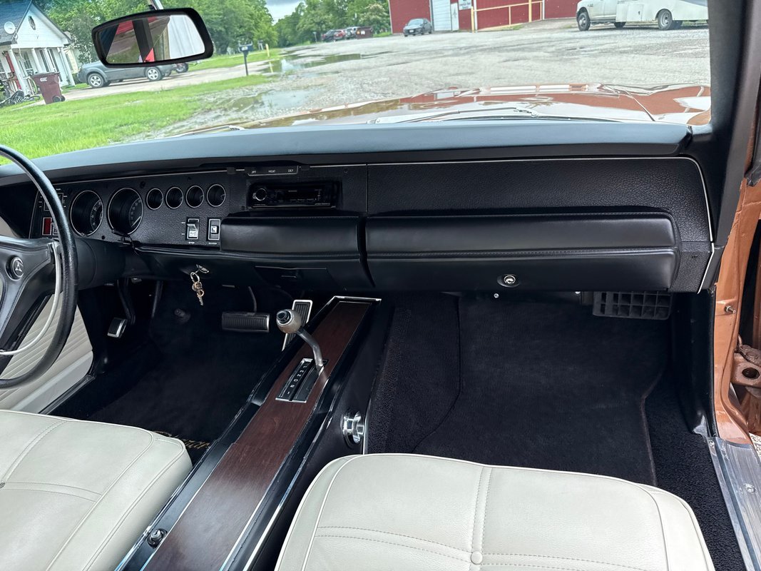 Dodge-Charger-1969-15