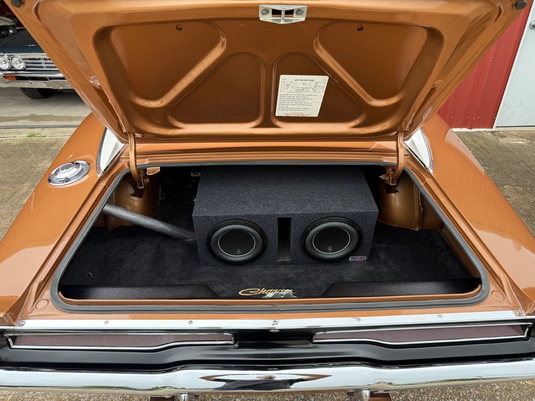 Dodge-Charger-1969-22