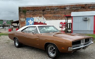 Dodge-Charger-1969-24