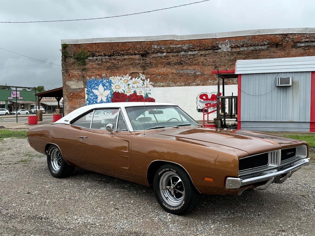 Dodge-Charger-1969-24