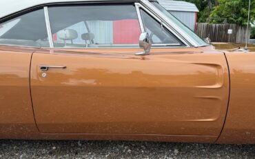 Dodge-Charger-1969-26