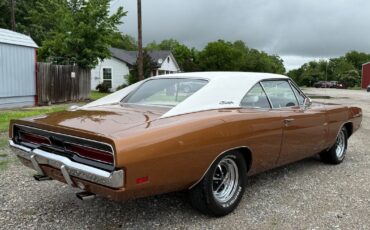 Dodge-Charger-1969-28