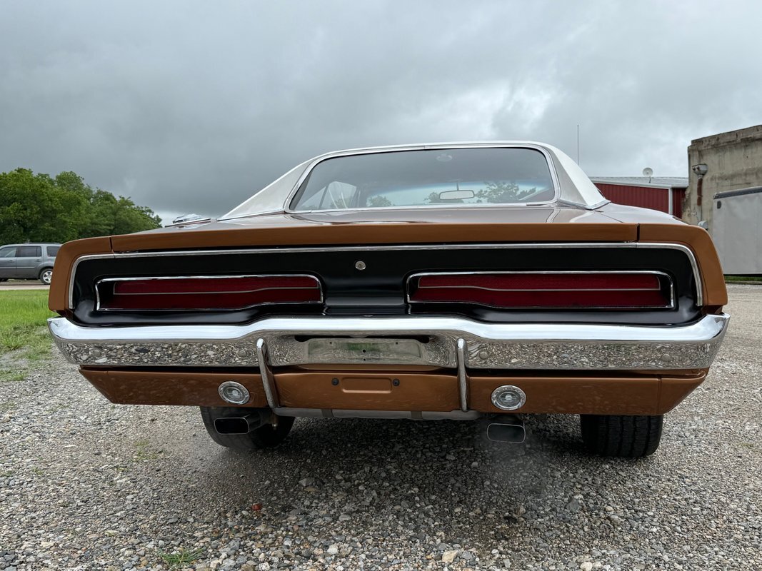 Dodge-Charger-1969-29