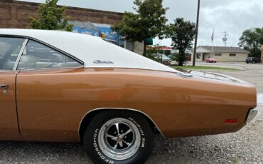 Dodge-Charger-1969-38