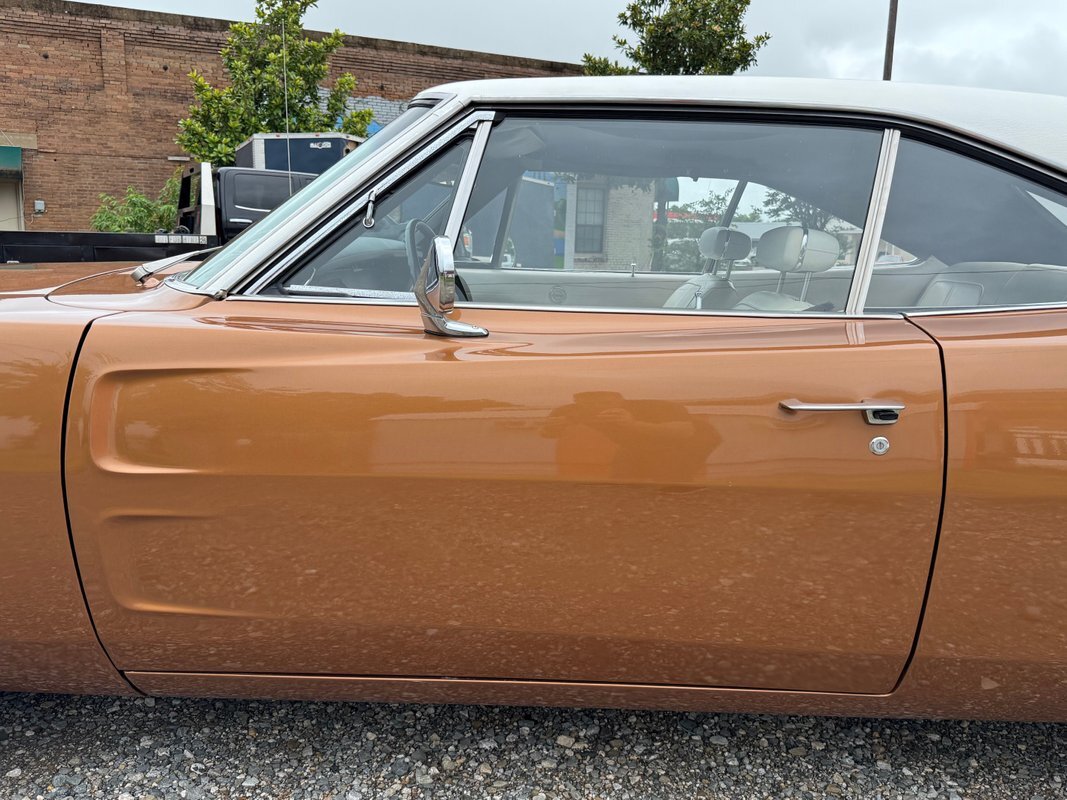 Dodge-Charger-1969-39