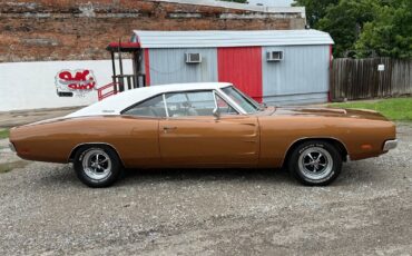 Dodge-Charger-1969-4