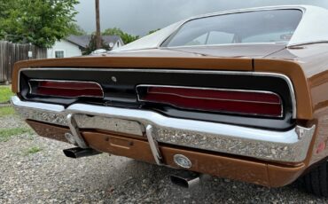 Dodge-Charger-1969-6