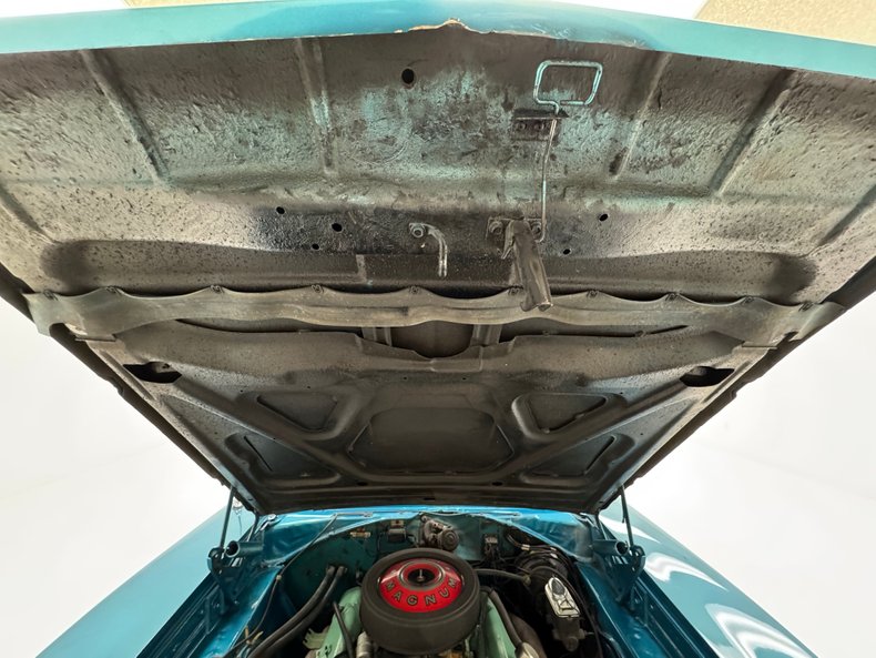 Dodge-Charger-1969-Bright-Turquoise-Met-White-13