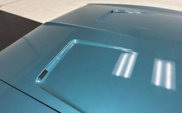 Dodge-Charger-1969-Bright-Turquoise-Met-White-22