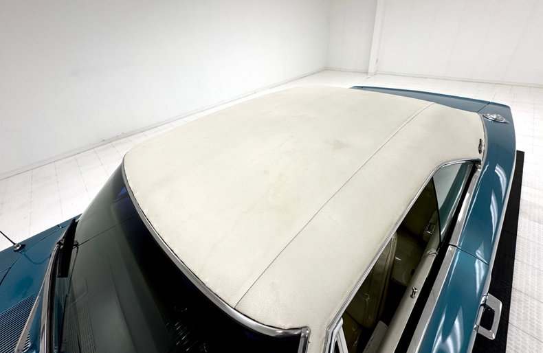 Dodge-Charger-1969-Bright-Turquoise-Met-White-8