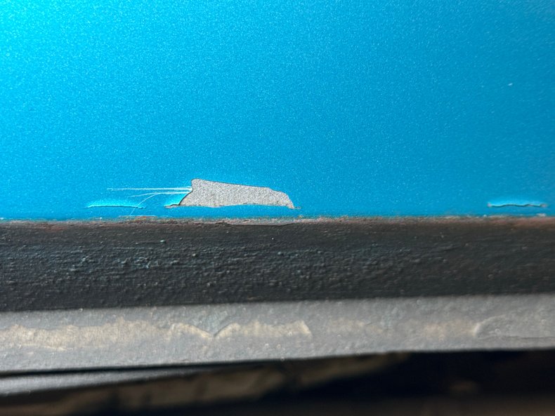 Dodge-Charger-1969-Bright-Turquoise-Met-White-9
