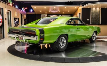 Dodge-Charger-1969-Coupe-12