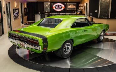 Dodge-Charger-1969-Coupe-13