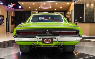 Dodge-Charger-1969-Coupe-14