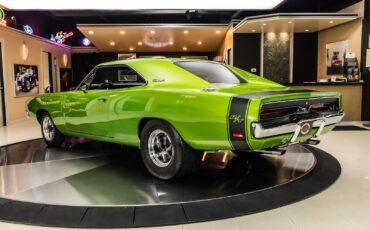 Dodge-Charger-1969-Coupe-16