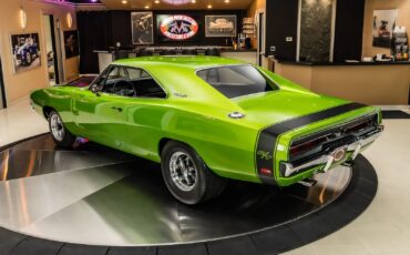Dodge-Charger-1969-Coupe-17