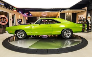 Dodge-Charger-1969-Coupe-18