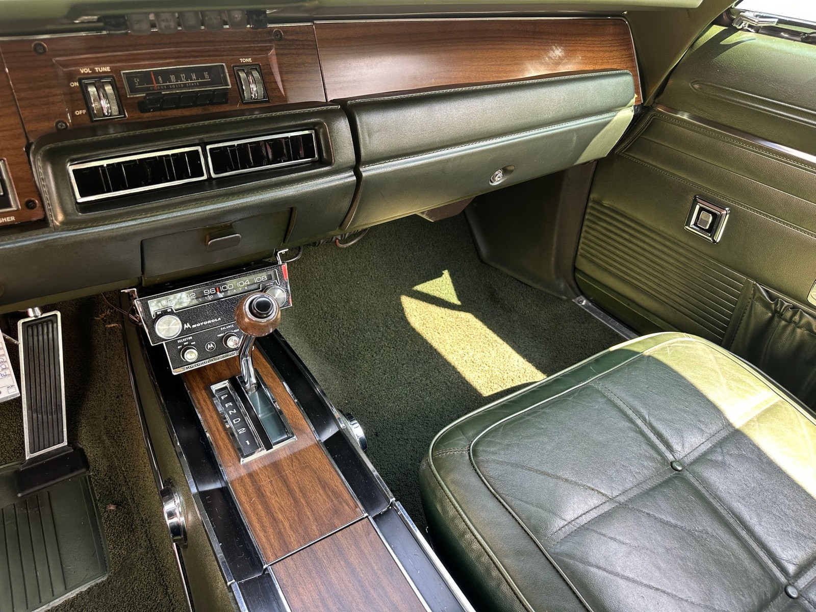 Dodge-Charger-1969-Coupe-21