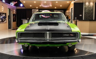 Dodge-Charger-1969-Coupe-7