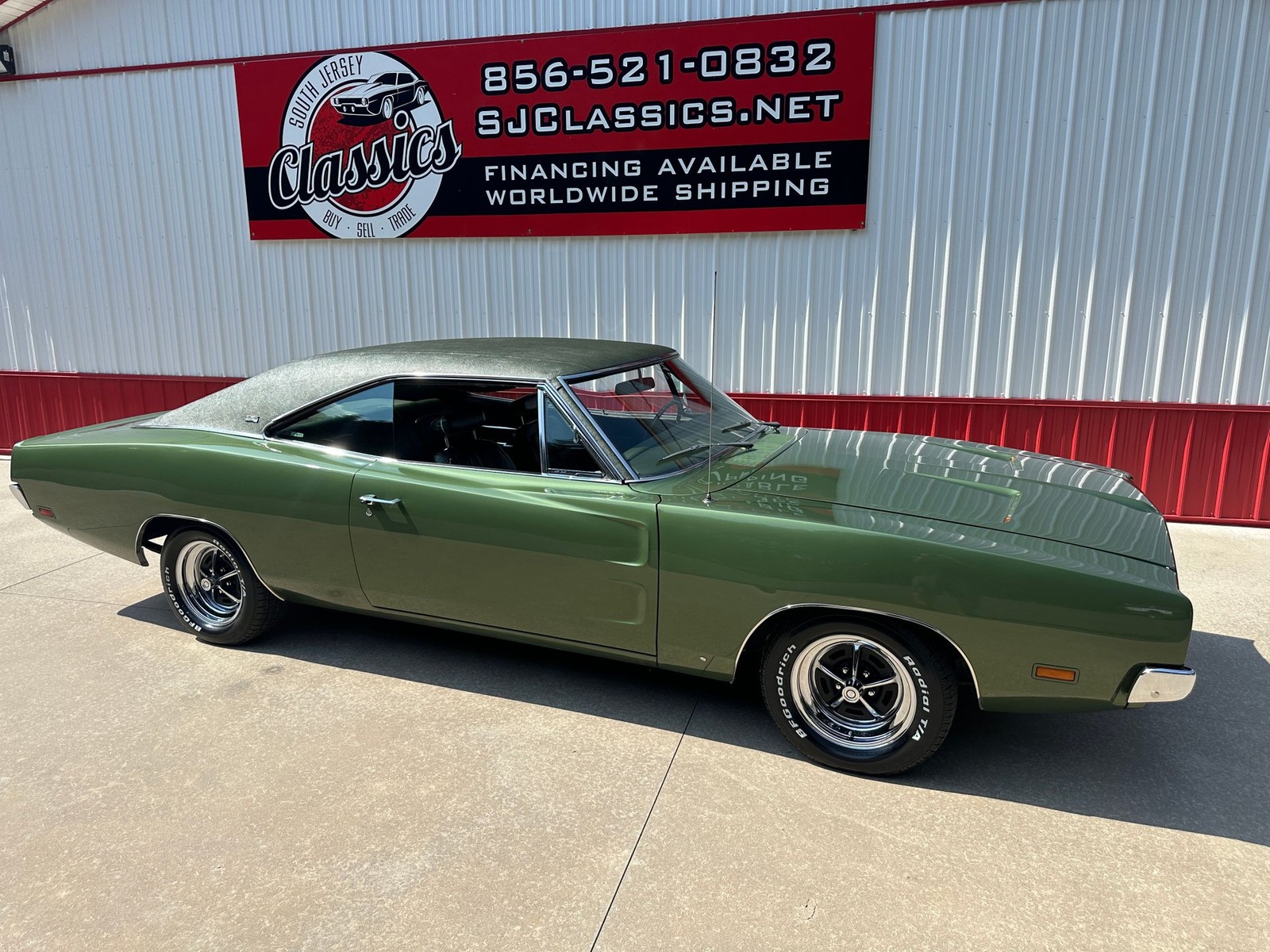 Dodge-Charger-1969-Coupe-7