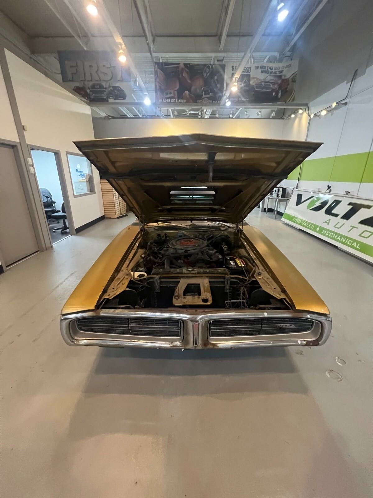 Dodge-Charger-1971-Coupe-12
