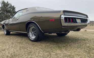 Dodge-Charger-1972-Tawny-Gold-Tan-21