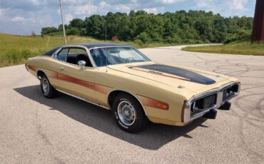Dodge-Charger-1973-Tan-Black