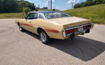 Dodge-Charger-1973-Tan-Black-4