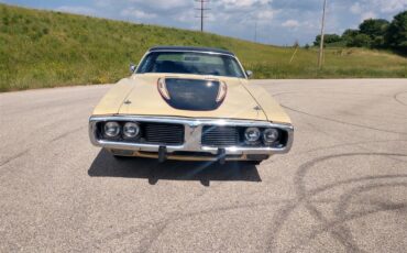 Dodge-Charger-1973-Tan-Black-6