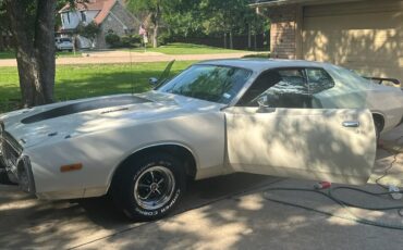 Dodge-Charger-1974-Coupe-3