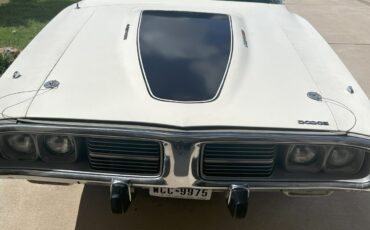Dodge-Charger-1974-Coupe