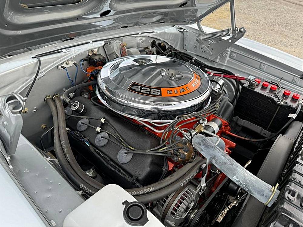 Dodge-Charger-rt-1968-custom-11
