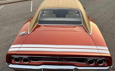 Dodge-Charger-rt-1968-custom-11