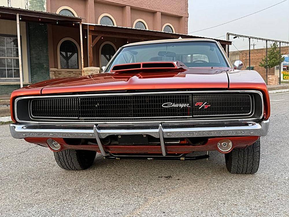 Dodge-Charger-rt-1968-custom-13