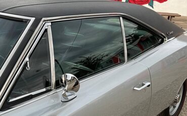 Dodge-Charger-rt-1968-custom-18