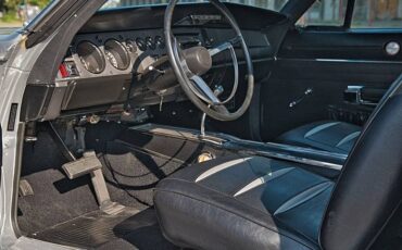 Dodge-Charger-rt-1968-custom-2