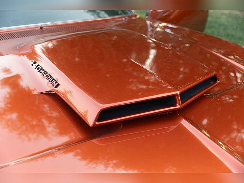 Dodge-Charger-rt-1968-custom-2