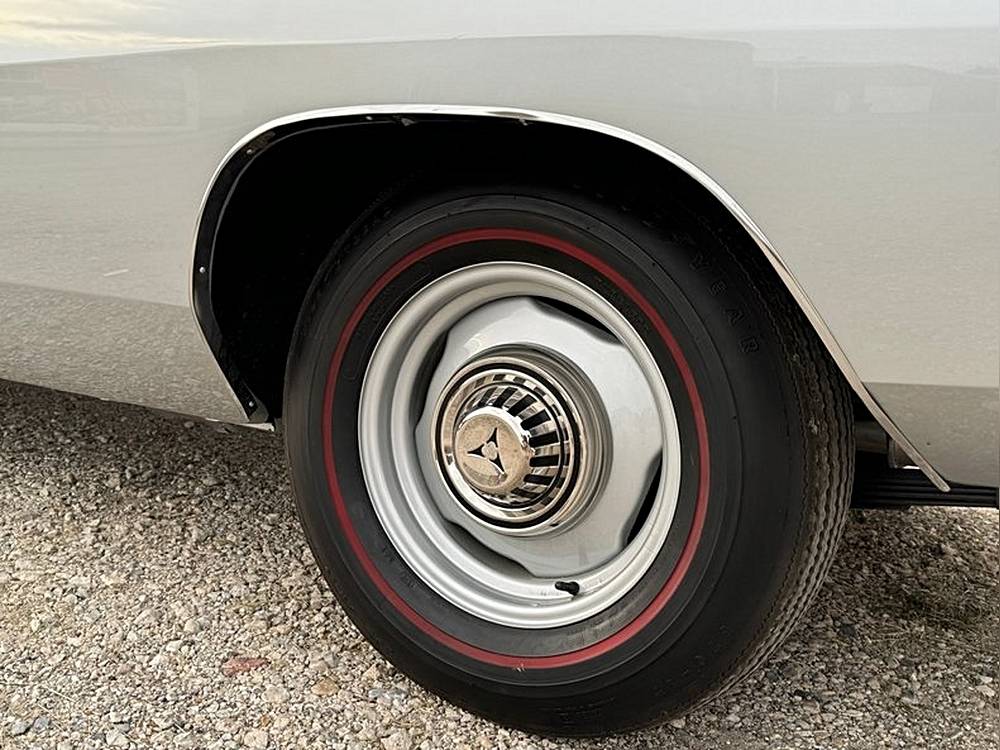 Dodge-Charger-rt-1968-custom-21