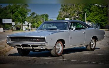 Dodge-Charger-rt-1968-custom