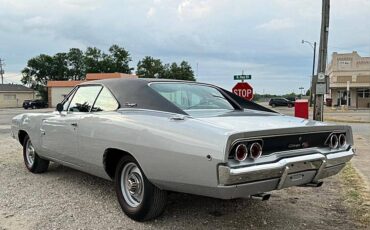 Dodge-Charger-rt-1968-custom-7